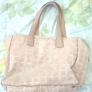 #176 CHANEL TOTE BAG
